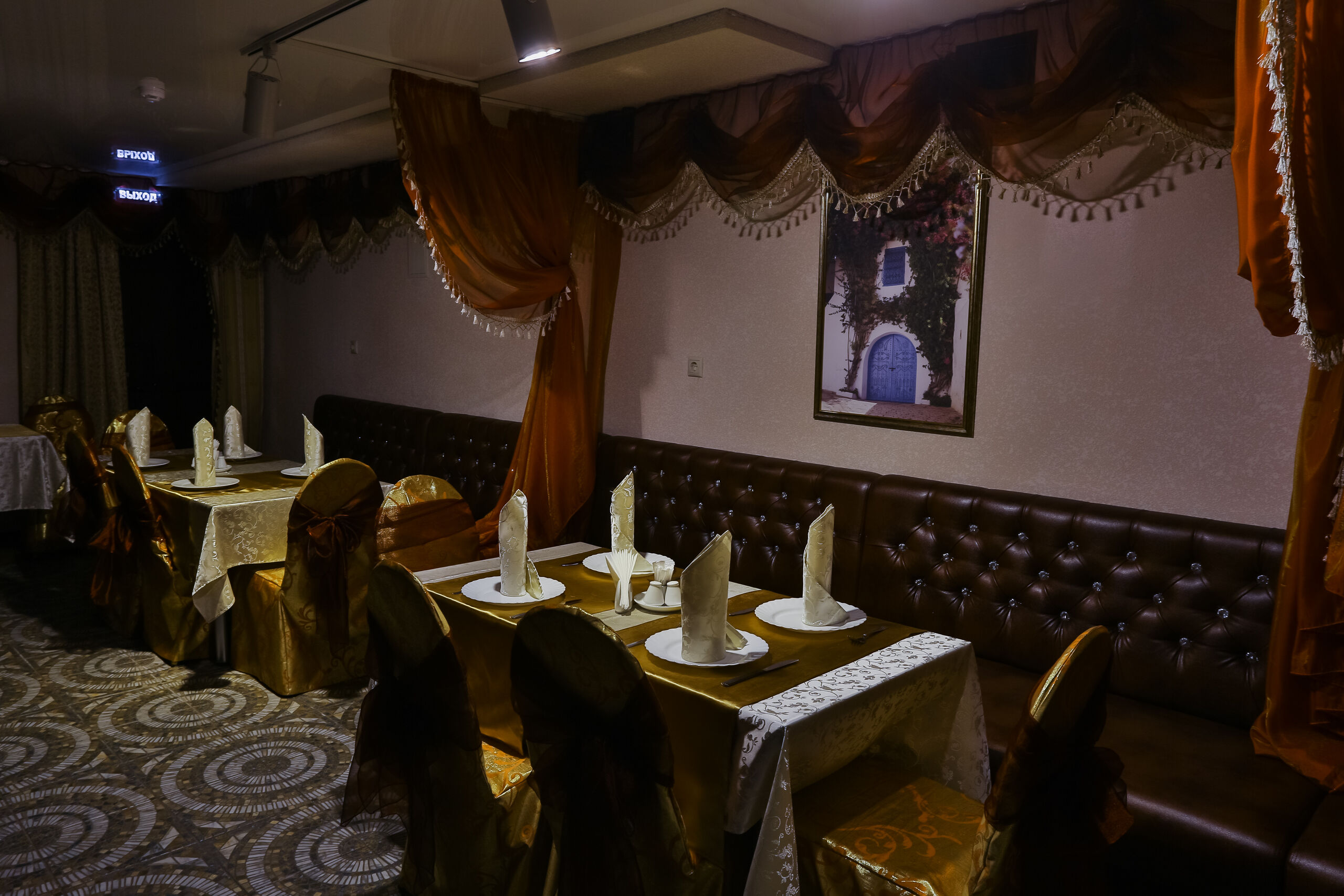 фотка оформления Рестораны Крокус на 3 мест Краснодара